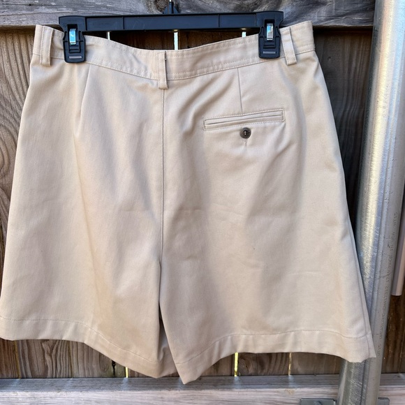 3 for $25👗Liz Claiborne khaki shorts - Picture 7 of 7